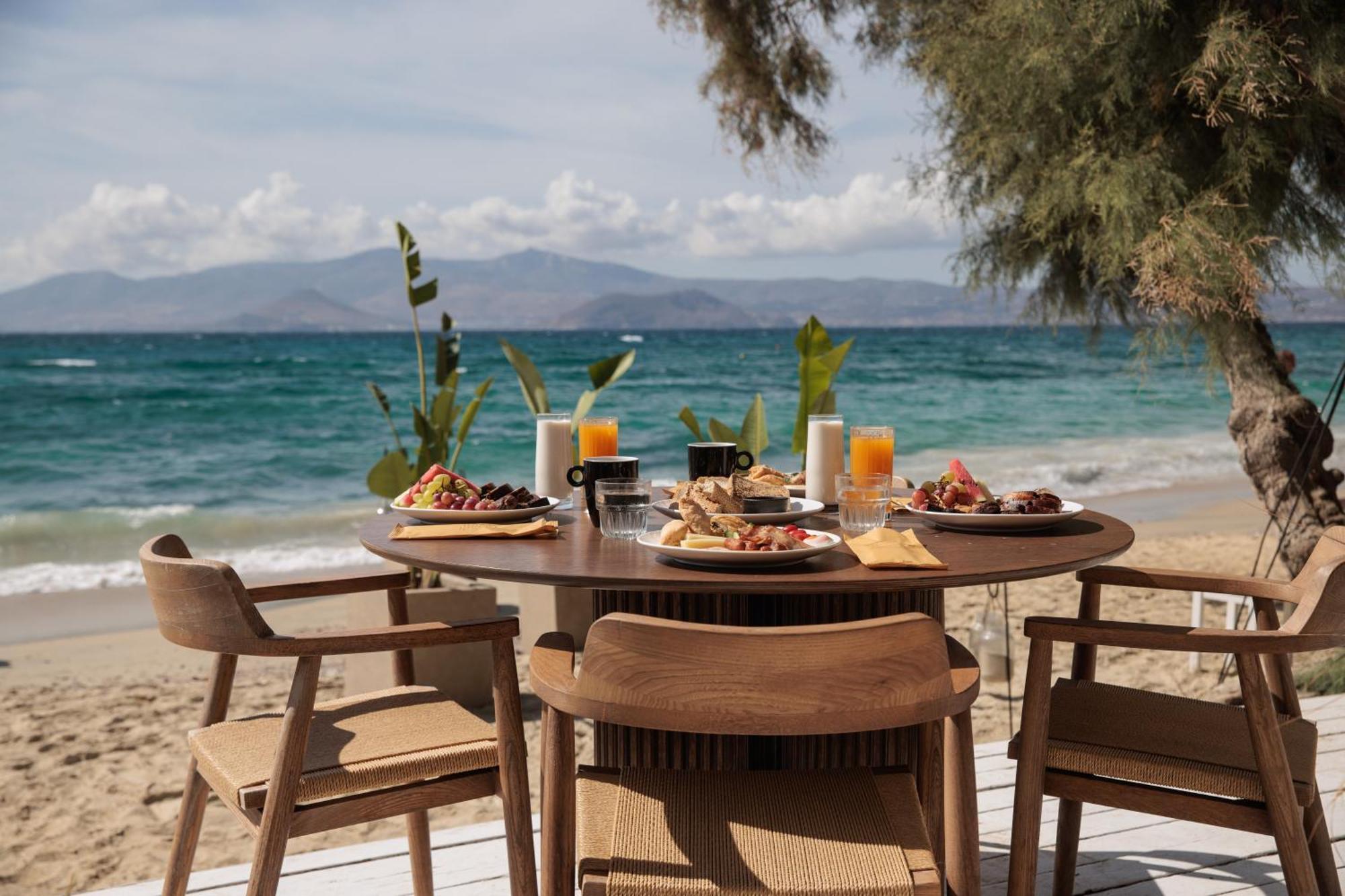 Antonina Hotel Agia Anna  エクステリア 写真