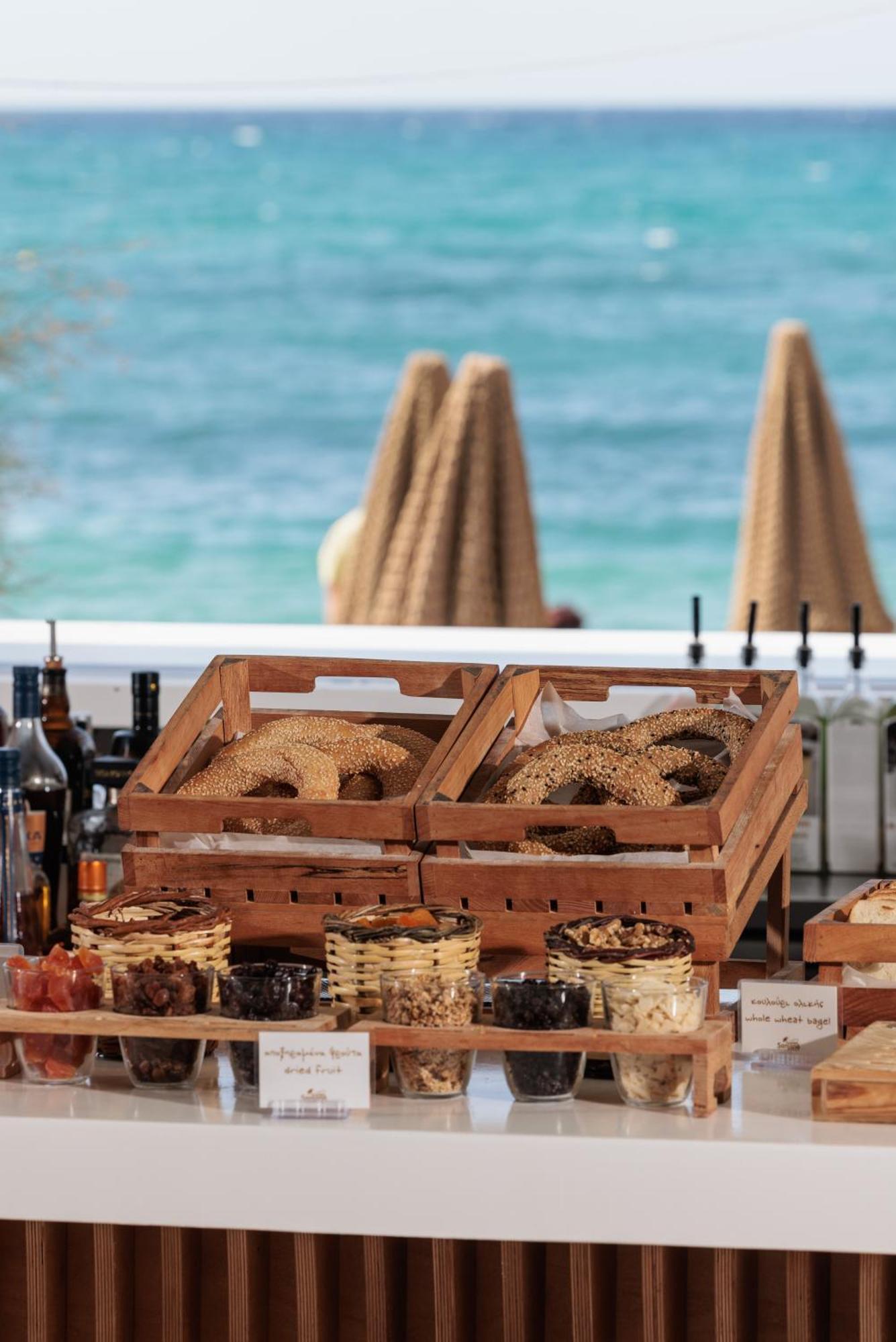 Antonina Hotel Agia Anna  エクステリア 写真